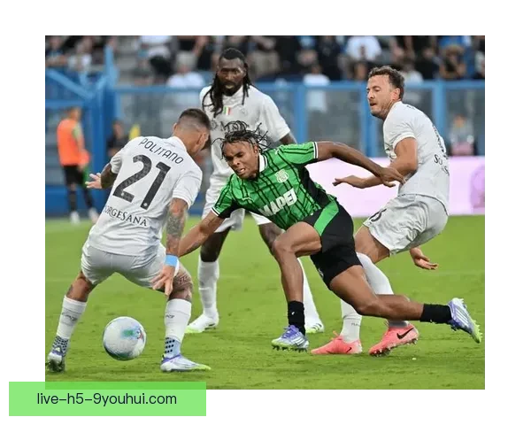 意甲焦点对决AC米兰对阵萨索洛赛前预测与走势分析全面解读胜负